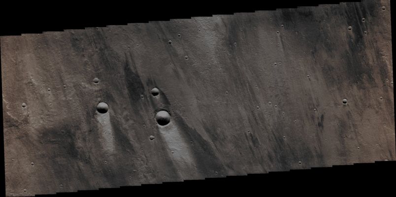 Windstreaks on Lava Plains (Absolute Natural Colors; credits for the additional process. and color.: Dr Paolo C. Fienga - Lunexit Team)
Orbit Number: 44420 
Latitude: 33,386° North 
Longitude: 232,799° East 
Instrument: VIS 
Captured: December, 19th, 2011
Mars Local Solar Time: 19:49 (Early Evening Hours)


Parole chiave: Mars from orbit - Aeolian Features - Windstreaks