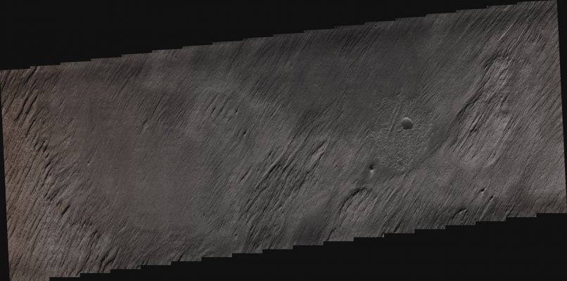 Equatorial Yardangs (Absolute Natural Colors; credits for the additional process. and color.: Dr Paolo C. Fienga - Lunexit Team)
Orbit Number: 43350 
Latitude: 1,44° South 
Longitude: 153,01° East
Instrument: VIS 
Captured: September, 22, 2011
Mars Local Time: 16:24 (Middle Afternoon)


Parole chiave: Mars from orbit - Aeolian Features - Yardangs