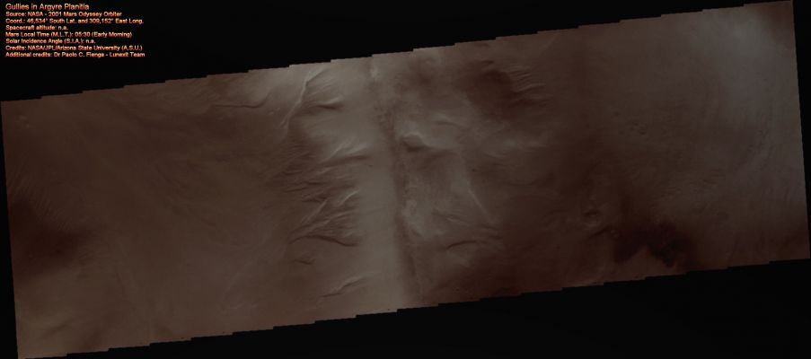 Gullies in Argyre Planitia (Natural Colors; credits for the additional process. and color.: Dr Paolo C. Fienga - Lunexit Team)
nessun commento
Parole chiave: Mars from orbit - Gullies - Argyre Planitia