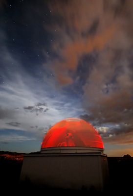 The "Big Dipper"...again!
Caption NASA:"Why would the dome of a telescopic observatory appear translucent red? As one of the telescopes of the Etscorn Observatory of New Mexico Tech waited to inspect small portions of the night sky, playful observers decided to make this unusual image. Tricks needed to create this seemingly impossible shot included opening the observatory dome slightly, using a red light to illuminate the inside of the dome, spinning the dome, and using a long exposure. The open slit in the dome then allowed the camera to incrementally image the inside of the observatory, including the telescope. A fortuitous break in the clouds allowed the stars of the Big Dipper asterism to shine through". 
Parole chiave: Artistic Pictures