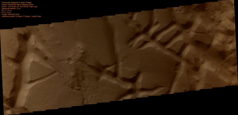 Channels in Aram Chaos (Natural Colors; credits for the additional process. and color.: Dr Paolo C. Fienga - Lunexit Team)
nessun commento
Parole chiave: Mars from orbit - Channels - Aram Chaos
