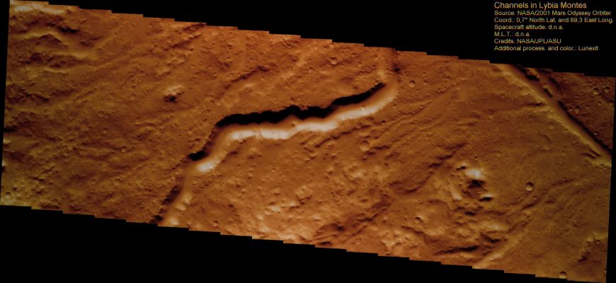 Unnamed Channel in Lybia Montes (Extremely Enhanced Natural Colors/Tri-Chromatic Version; credits: Dr Paolo C. Fienga - Lunexit Team)
nessun commento
Parole chiave: Mars from orbit - Channel - Lybia Montes