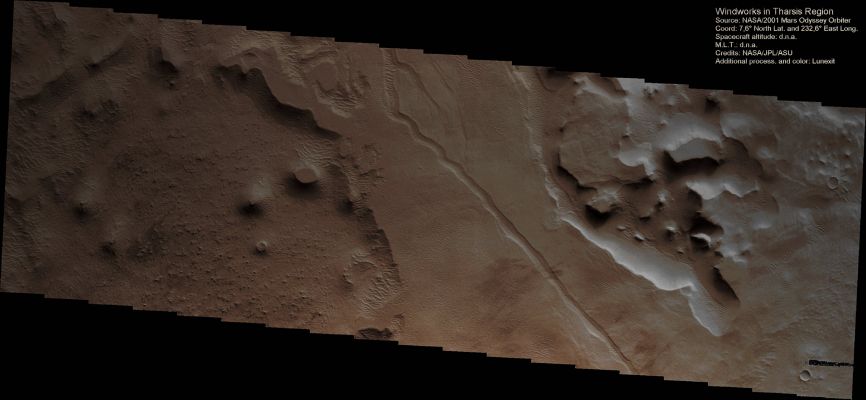 Channels and Windwork in Tharsis Region (Absolute Natural Colors; credits for the additional process. and color.: Dr Paolo C. Fienga - Lunexit Team)
nessun commento
Parole chiave: Mars from orbit - Aeolian Features - Windstreaks