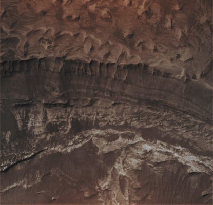Features of Eos Chaos: High Slope (Natural Colors; credits for the additional process. and color.: Dr Paolo C. Fienga - Lunexit Team)
Location near: 12,9° South Lat. and 49,5° West Long.  
Image width: ~3 Km (~1,9 mi)  
Illumination from: lower left  
Season: Southern Summer
Parole chiave: Mars from orbit - Chaotic Terrain - Eos Chaos