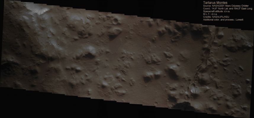 Chaotic Terrain in Tartarum Montes (Natural Colors; credits for the additional process. and color.: Dr Paolo C. Fienga - Lunexit Team)
nessun commento
Parole chiave: Mars from orbit - Chaotic Terrain - Tartarum Montes