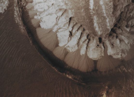 Sample scarp edge in layered unit in Melas Chasma or... Frozen Waterfalls on Mars? (7 - Natural Colors; credits for the additional process. and color.: Dr Paolo C. Fienga - Lunexit Team)
nessun commento
Parole chiave: Mars from orbit - Chasmas - Melas Chasma