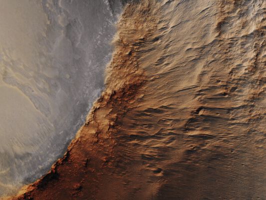 Features of Chrise Planitia (Absolute Natural Colors; credits for the additional process. and color: Dr Paolo C. Fienga - Lunexit Team)
The suggested area in this observation is characterized by a group of Cones, such as "shield-like" features, and round Mounds. They are a few hundred meters to kilometers in diameter, but their heights are still unknown.
Parole chiave: Mars from orbit - Chrise Planitia Region