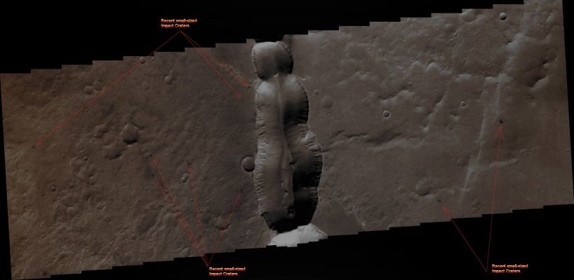 Very recent small-sized Impacts over Coprates Catena (Enhanced Natural Colors; credits for the additional process. and color.: Dr Paolo C. Fienga - Lunexit Team)
Orbit Number: 43295 
Latitude: 14,89° South 
Longitude: 297,35° East 
Instrument: VIS 
Captured: September, 18th, 2011
Parole chiave: Mars from orbit - Craters - Small-sized Fresh Impact Craters