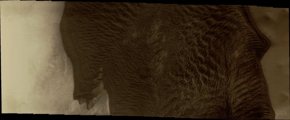 Large Dunefield inside Charlier Crater (Absolute Natural Colors; credits for the additional process. and color.: Dr Paolo C. Fienga - Lunar Explorer Italia)
Coord.: 68,2° South Lat. and 191,2° East Long.
Parole chiave: Mars from orbit - Craters - Charlier Crater