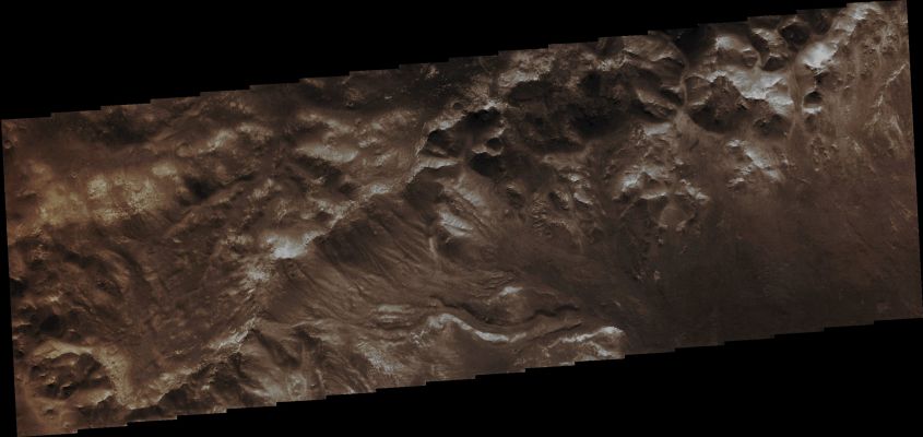 On the Rim of Holden Crater (Natural Colors; credits for the additional process. and color.: Dr Paolo C. Fienga - Lunexit Team)
Orbit Number: 41709
Latitude: 25,2309° South 
Longitude: 324,993° East 
Instrument: VIS 
Captured: May, 10th, 2011
Parole chiave: Mars from orbit - Craters - Holden Crater