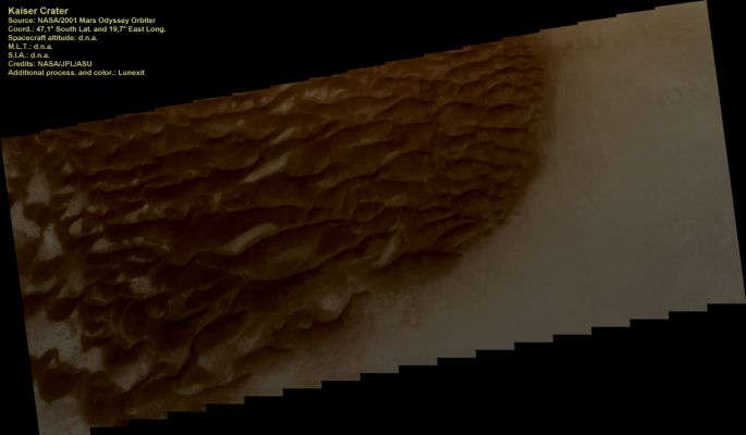 Kaiser Crater and its Dunefield (Natural Colors; credits: Lunexit)
nessun commento
Parole chiave: Mars from orbit - Craters - Kaiser Crater