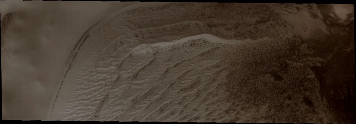 The "Frozen Dunefield" of Richardson Crater (Absolute Natural Colors; credits for the additional process. and color.: Dr Paolo C. Fienga - Lunexit Team)
Orbit Number: 39979 
Latitude: 72,211° South 
Longitude: 181,089° East 
Instrument: VIS 
Captured: december, 19th, 2010
Mars Local Time: 19:03:46 (Early Evening Hours)
Parole chiave: Mars from orbit - Craters - Richardson Crater