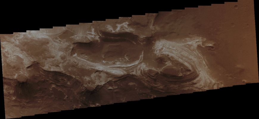 Layered Features inside Terby Crater (Absolute Natural Colors; credits for the additional process. and color.: Dr Paolo C. Fienga - Lunexit Team) 
Orbit Number: 42741 
Latitude: 27,3491° South 
Longitude: 74,2625° East 
Instrument: VIS 
Captured: August, 3rd, 2011
Mars Local Time (M.L.T.): 13:23 (Early Afternoon)


Parole chiave: Mars from orbit - Craters - Terby Crater