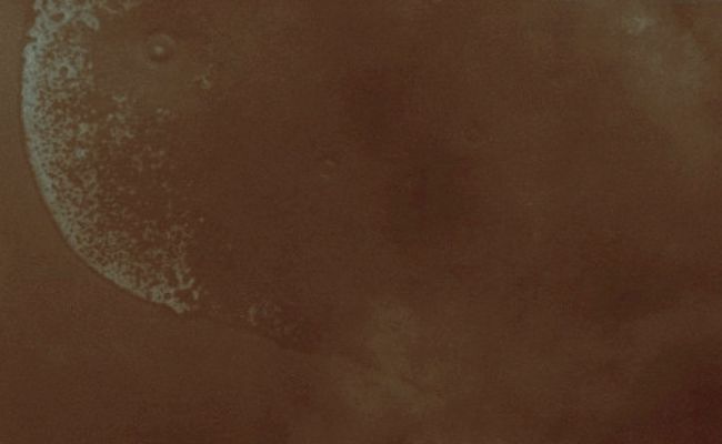 Clouds over "Frosty" Crater (EDM - Natural Colors; credits for the additional process. and color.: Dr Paolo C. Fienga - Lunar Explorer Italia)
nessun commento
Parole chiave: Mars from orbit - Craters - Unnamed Crater with Ice