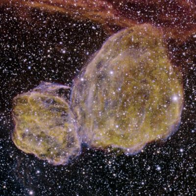 Double Supernova Remnants "DEM L316"
"...Arator, nisi incurvus, praevaricatur..."

(Plinio)

"...Colui che vuole arare un campo, se non cammina curvo (su se stesso), traccia un cattivo solco..." (trad. libera)
Parole chiave: From Earth Images - Professional Images