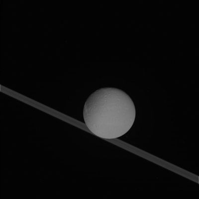 Crossing the Rings (1)
Caption NASA:"N00086768.jpg was taken on July 22, 2007 and received on Earth July 23, 2007. The camera was pointing toward DIONE that, at the time, was approx. 710.096 Km away.
This image was taken using the P0 and UV3 filters and it has not been validated or calibrated".
Parole chiave: Saturn's Moons - Dione
