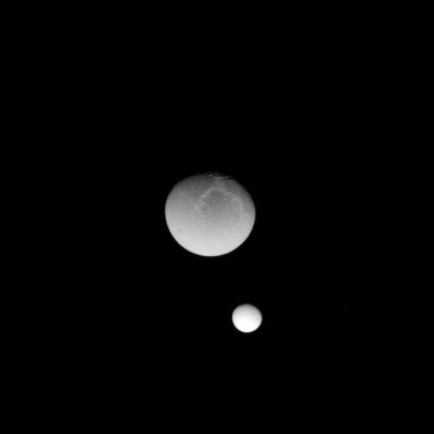 Cross-Worlds! (2)
nessun commento
Parole chiave: Saturn's Moon - Dione and Mimas