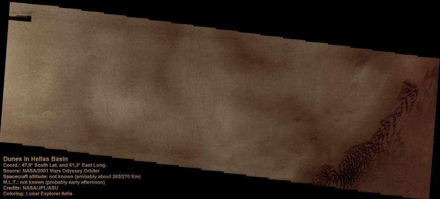 Dunefield in Hellas Planitia (Absolute Natural Colors; credits for the additional process. and color.: Dr Paolo C. Fienga - Lunexit Team)
nessun commento
Parole chiave: Mars from orbit - Dunefield - Hellas Planitia Region