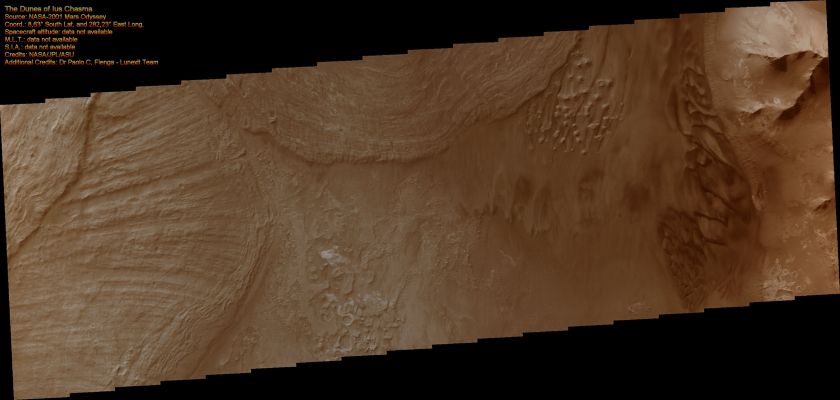 Dunes in Ius Chasma (Natural Colors; credits for the additional process. and color.: Dr Paolo C. Fienga - Lunexit Team)
nessun commento
Parole chiave: Mars from orbit - Dunes - Ius Chasma Region