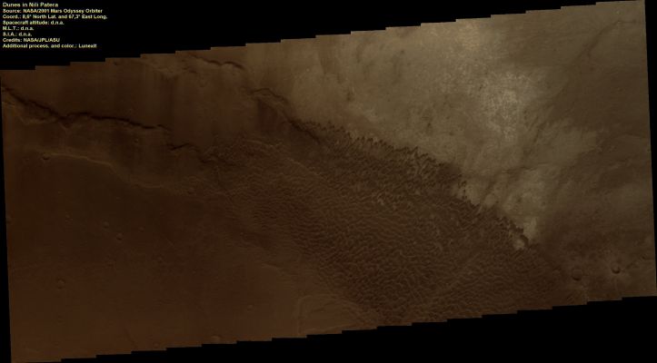 Dunefield in Nili Patera (Absolute Natural Colors; credits: Lunar Explorer Italia)
nessun commento
Parole chiave: Mars from orbit - Dunes - Nili Patera Region