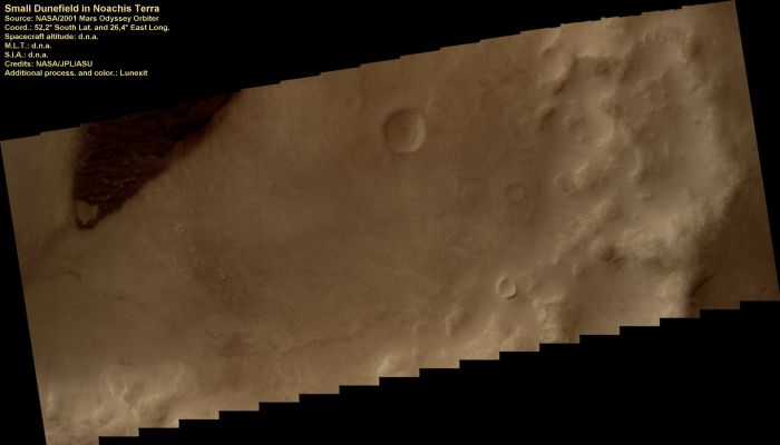 Small Dunefield in Noachis Terra (Natural Colors; credits: Lunexit)
nessun commento
Parole chiave: Mars from orbit - Dunes - Noachis Terra Region