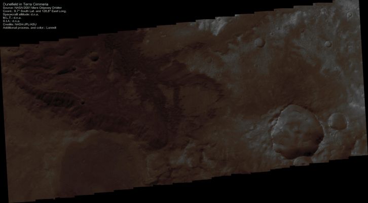 Large Dunefield in Terra Cimmeria (Natural Colors; credits: Lunexit)
nessun commento
Parole chiave: Mars from orbit - Dunes - Terra Cimmeria Region