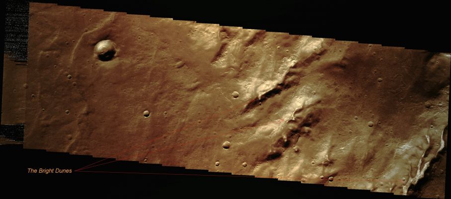 The Bright Dunes of Thaumasia (Natural Colors; credits: Lunar Explorer Italia)
Caption NASA:"Small, bright Dunes are numerous in the Channels of Southern Thaumasia Planum".

Coord.: 29,0° South Lat. and 290,6° East Long.
Parole chiave: Mars from orbit - Dunes - Thaumasia Region