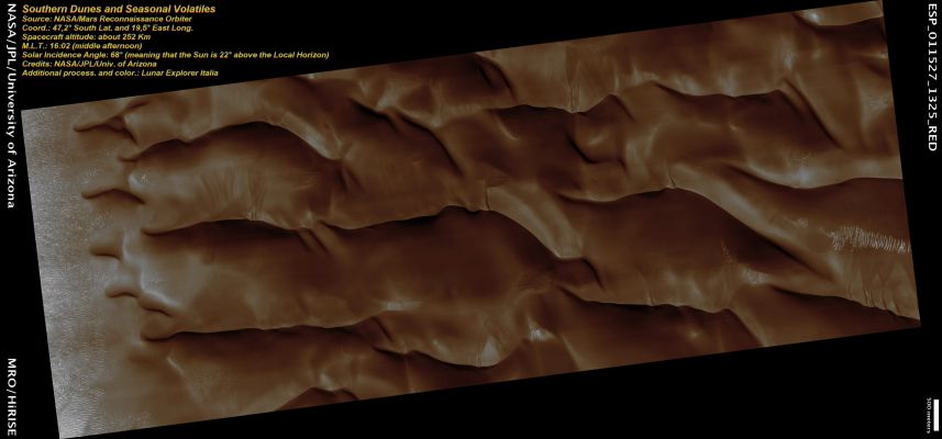 Southern Dunes and Volatiles (Natural Colors; credits: Lunar Explorer Italia)
nessun commento
Parole chiave: Mars from orbit - Dunes - Southern Mid-Latitudes