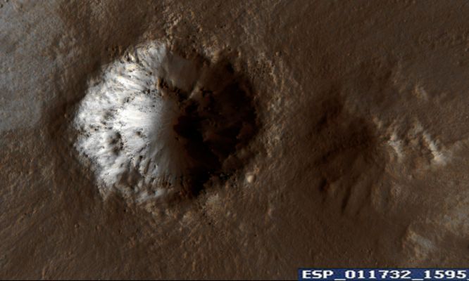 Large Cluster of Small Craters near Maadim Vallis (edm - Natural Colors; credits: Dr M. Faccin & Lunar Explorer Italia)
nessun commento
Parole chiave: Mars from orbit - Craters - Crater Cluster