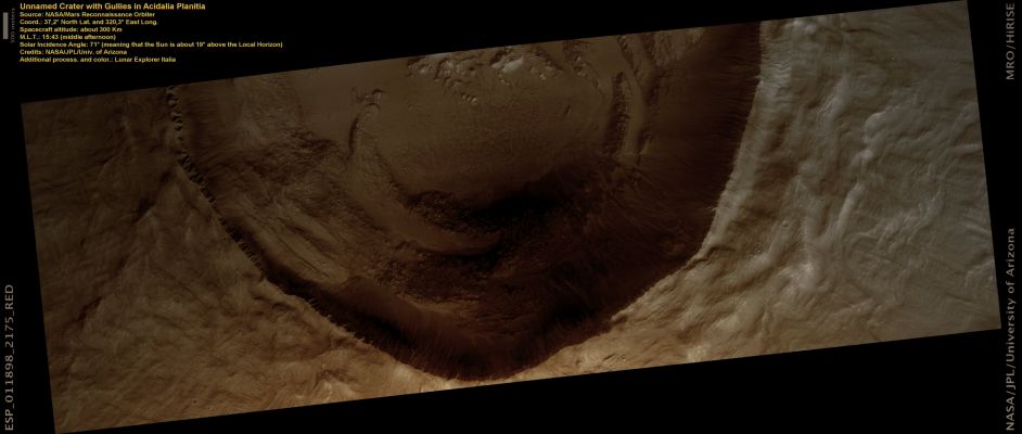 Unnamed Crater with Gullies in Acidalia Planitia (Natural Colors; credits: Lunar Explorer Italia)
nessun commento
Parole chiave: Mars from orbit - Craters - Unnamed Crater in Acidalia Planitia
