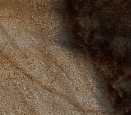 Dunefield in Noachis Terra (EDM - Natural Colors; credits: Lunar Explorer Italia)
nessun commento
Parole chiave: Mars from orbit - Dunefield - Noachis Terra
