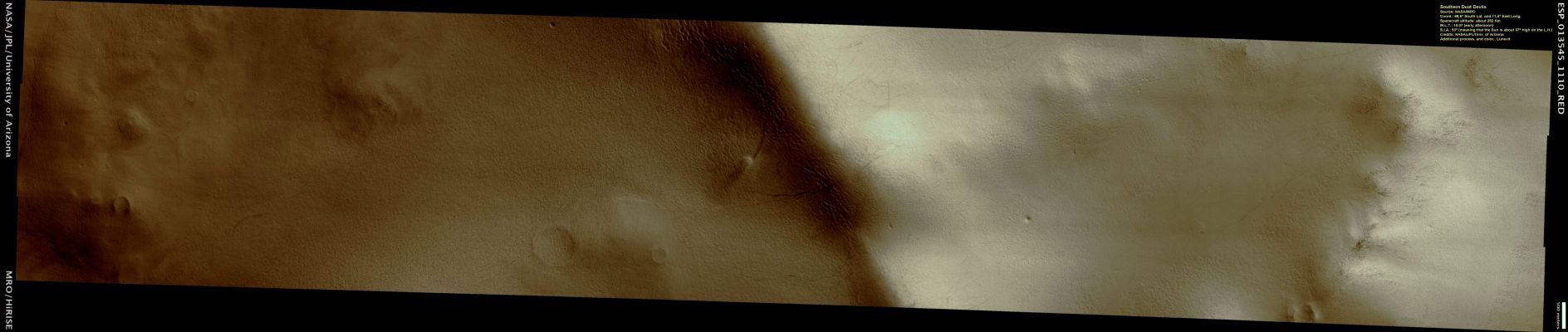 Southern Dust Devil (Ctx frame - Natural Colors; credits: Lunexit)
nessun commento
Parole chiave: Mars from orbit - Southern Features - Dust Devil