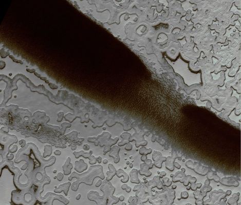 South Polar Residual Cap Intraseasonal Change Monitoring (EDM n.6 - Natural Colors; credits: Lunexit)
nessun commento
Parole chiave: Mars from orbit - South Pole - South Polar Residual Cap