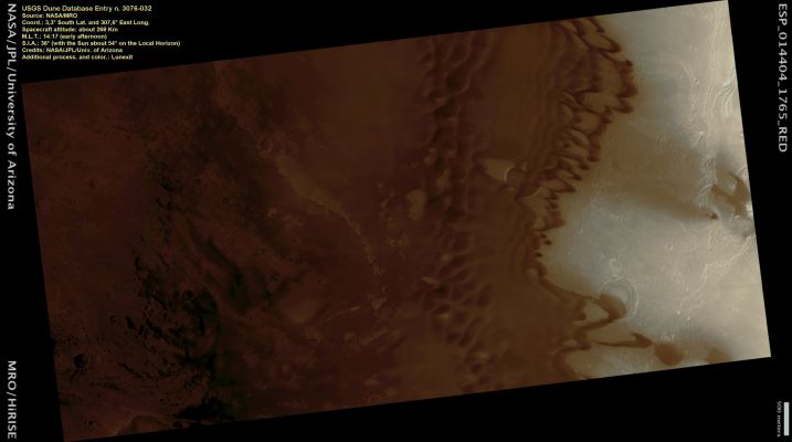 USGS Dune Database Entry Number 3076-032 (Natural Colors; credits: Lunexit)
nessun commento
Parole chiave: Mars from orbit - Dunes