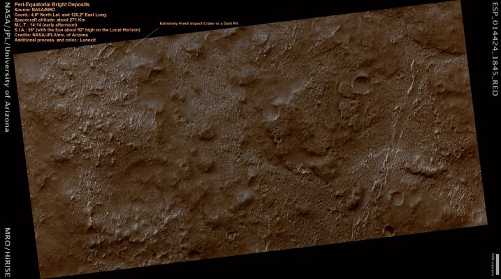 Bright Deposits and an anomalous Circular Feature - maybe a VERY fresh Impact Crater or a vertical collapse pit (Natural Colors; credits: Lunexit)
nessun commento
Parole chiave: Mars from orbit - Peri-Equatorial Regions