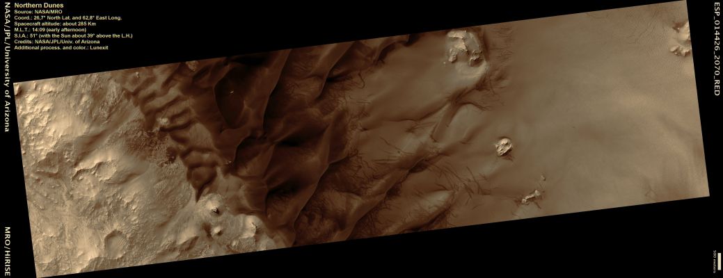 Northern Dunes (Natural Colors; credits: Lunexit)
nessun commento
Parole chiave: Mars from orbit - Dunes