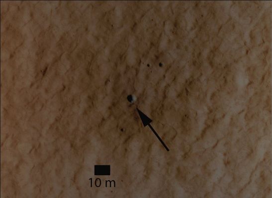 Possible Water-Ice in a "fresh" Crater (EDM - Natural Colors; credits for the additional process. and color.: Dr Paolo C. Fienga - Lunexit Team)
nessun commento
Parole chiave: Mars from orbit - Craters - Unnamed Crater with Ice