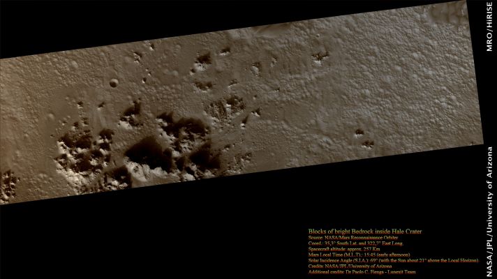 Bright Bedrock inside Hale Crater (Absolute Natural Colors; additional process. and color.: Dr Paolo C. Fienga - Lunexit Team)
nessun commento
Parole chiave: Mars from orbit - Craters - Hale Crater