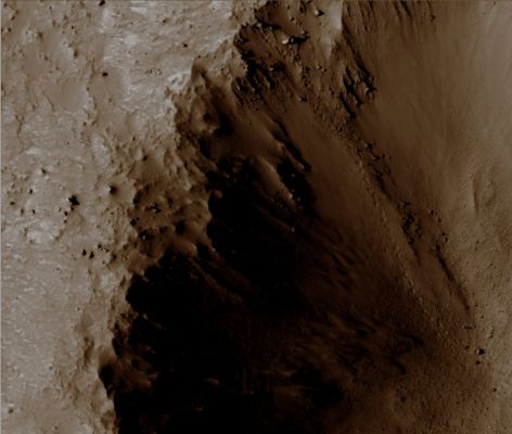 Signs of possible "Mass Wasting" (EDM - Natural Colors; credits for the additional process. and color.: Dr Paolo C. Fienga - Lunexit Team)
nessun commento
Parole chiave: Mars from orbit - Craters - Unnamed Concentric Craters
