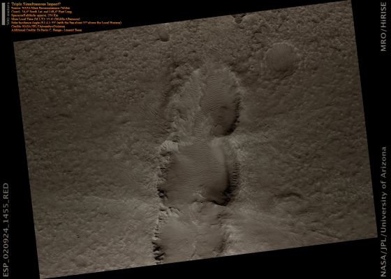 Triple (Simultaneous) Impact (Absolute Natural Colors; credits for the additional process. and color.: Dr Paolo C. Fienga - Lunexit Team)
nessun commento
Parole chiave: Mars from orbit - Craters - Crater Chain