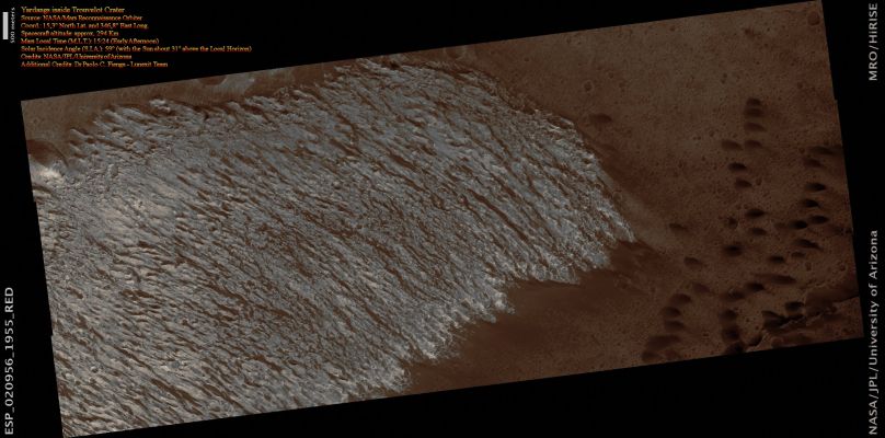 Yardangs inside Trouvelot Crater (Natural Colors; credits for the additional process. and color.: Dr Paolo C. Fienga - Lunexit Team)
nessun commento
Parole chiave: Mars from orbit - Craters - Trouvelot Crater