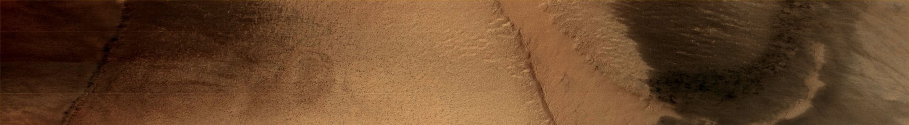 Promethei Planum (CTX Frame n.1 - Absolute Natural Colors; credits for the additional process. and color.: Dr Paolo C. Fienga - Lunexit Team)
Acquisition Date: March, 31st, 2011 
Mars Local Time (M.L.T.): 15:55 (Middle Afternoon)
Latitude (centered): 79,5° South  
Longitude (East): 109,4° 
Range to target site: 249,2 Km 
Original image Scale Range: 49,9 cm/pixel (with 2 x 2 binning) so objects ~150 cm across are resolved 
Map Projected Scale: 50 cm/pixel 
Map projection: POLAR STEREOGRAPHIC 
Emission Angle: 3,5°
Phase Angle: 57,4° 
Solar Incidence Angle (S.I.A.): 60°, with the Sun about 30° above the Local Horizon 
Solar Longitude: 264,8° - Northern Autumn
Parole chiave: Mars from orbit - Promethei Planum Region