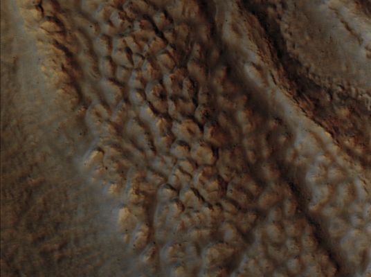 Active Gully (EDM - Absolute Natural Colors; credits for the additional process. and color.: Dr Paolo C. Fienga - Lunexit Team)
nessun commento
Parole chiave: Mars from orbit - Gullies - Southern Latitudes