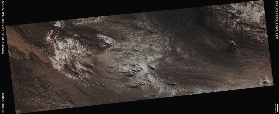 Possible Sulphate-rich Terrain in Coprates Chasma (Absolute Natural Colors; credits for the additional process. and color.: Dr Gianluigi Barca - Lunexit Team) 
Mars Local Time: 14:11 (Early Afternoon)
Coord. (centered): 10,4° South Lat. and 291,3° East Long.
Spacecraft altitude: 263,8 Km (such as about 164,9 miles) 
Original image scale range: 52,8 cm/pixel (with 2 x 2 binning) so objects ~ 1 mt and 58 cm across are resolved
Map projected scale: 50 cm/pixel
Map projection: EQUIRECTANGULAR
Emission Angle: 5,1° 
Phase Angle: 38,1°
Solar Incidence Angle: 33° (meaning that the Sun is about 57° above the Local Horizon)
Solar Longitude: 349,3° (Northern Winter)
Credits: NASA/JPL/University of Arizona
Additional process. and coloring: Dr Paolo C. Fienga - Lunar Explorer Italia
Parole chiave: Mars from orbit - Chasmas - Coprates Chasma