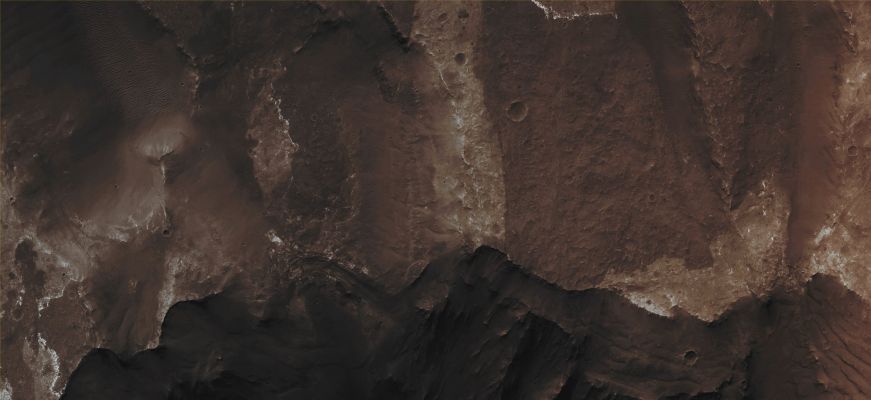 Possible Phyllosilicates at Coprates Catena (CTX "B" - Enhanced Absolute Natural Colors; credits for the additional process. and color.: Dr Paolo C. Fienga - Lunexit Team) 
Mars Local Time: 14:15 (Early Afternoon)
Coord. (centered): 14,9° South Lat. and 301,3° East Long.
Spacecraft altitude: 259,5 Km (such as about 162,2 miles) 
Original image scale range: 51,9 cm/pixel (with 2 x 2 binning) so objects ~ 1 mt and 56 cm across are resolved
Map projected scale: 50 cm/pixel
Map projection: EQUIRECTANGULAR
Emission Angle: 8,9° 
Sun-Mars-Spacecraft (or "Phase") Angle: 44,7°
Solar Incidence Angle: 36° (meaning that the Sun is about 54° above the Local Horizon)
Solar Longitude: 358,7° (Northern Winter)
Credits: NASA/JPL/University of Arizona
Additional process. and coloring: Dr Paolo C. Fienga - Lunar Explorer Italia
Parole chiave: Mars from orbit - Coprates Catena Region