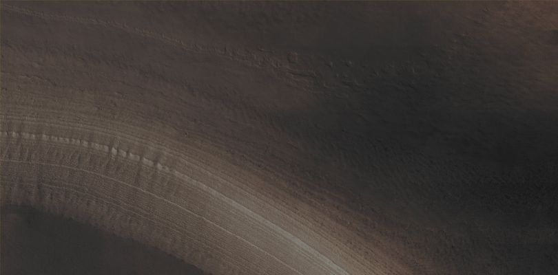 Features of Promethei Lingula Region (CTX Frame "B" - Absolute Natural Colors; credits for the additional process. and color.: Dr Paolo C. Fienga - Lunexit Team)
Mars Local Time: 15:51 (Middle Afternoon)
Coord. (centered): 79,5° South Lat. and 111,8° East Long.
Spacecraft altitude: 264,9 Km (such as about 165,6 miles) 
Original image scale range: 53,0 cm/pixel (with 2 x 2 binning) so objects ~ 1 mt and 59,0 cm across are resolved
Map projected scale: 50 cm/pixel
Map projection: POLAR STEREOGRAPHIC
Emission Angle: 22,0° 
Sun-Mars-Spacecraft (or "Phase") Angle: 72,4°
Solar Incidence Angle: 84° (meaning that the Sun is about 6° above the Local Horizon)
Solar Longitude: 359,0° (Northern Winter)
Credits: NASA/JPL/University of Arizona
Additional process. and coloring: Dr Paolo C. Fienga - Lunar Explorer Italia
Parole chiave: Mars from orbit - South Polar Features - SPLD