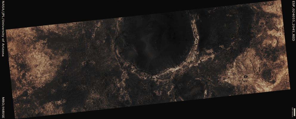 Spring on Mars! (CTX Frame - Absolute Natural Colors; credits for the additional process. and color.: Dr Paolo C. Fienga - Lunexit Team)
Mars Local Time: 14:17 (Early Afternoon)
Coord. (centered): 24,5° North Lat. and 341,2° East Long.
Spacecraft altitude: 297,9 Km (such as about 186,2 miles) 
Original image scale range: 59,6 cm/pixel (with 2 x 2 binning) so objects ~ 1 mt and 79 cm across are resolved 
Map projected scale: 50 cm/pixel
Map projection: EQUIRECTANGULAR
Emission Angle: 16,5° 
Phase Angle: 27,2°
Solar Incidence Angle: 41° (meaning that the Sun is about 49° above the Local Horizon)
Solar Longitude: 0,1° (Northern Spring)
Credits: NASA/JPL/University of Arizona
Additional process. and coloring: Dr Paolo C. Fienga - Lunar Explorer Italia
Parole chiave: Mars from orbit - Proximities of Mawrth Vallis