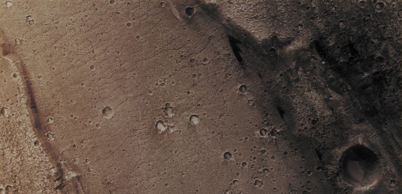 Unnamed Tributary Channel leading into Ares Vallis (CTX Frame "A" - Absolute Natural Colors; credits for the additional process. and color.: Dr Paolo C. Fienga - Lunexit Team)
Mars Local Time: 14:15 (Early Afternoon)
Coord. (centered): 6,8° North Lat. and 339,8° East Long.
Spacecraft altitude: 277,0 Km (such as about 173,1 miles) 
Original image scale range: 55,4 cm/pixel (with 2 x 2 binning) so objects ~ 1 mt and 66 cm across are resolved 
Map projected scale: 50 cm/pixel
Map projection: EQUIRECTANGULAR
Emission Angle: 5,5° 
Sun-Mars-Spacecraft (or "Phase") Angle: 39,7°
Solar Incidence Angle: 34° (meaning that the Sun is about 56° above the Local Horizon)
Solar Longitude: 2,7° (Northern Spring)
Credits: NASA/JPL/University of Arizona
Additional process. and coloring: Dr Paolo C. Fienga - Lunar Explorer Italia
Parole chiave: Mars from orbit - Channels - Unnamed Tributary Channel