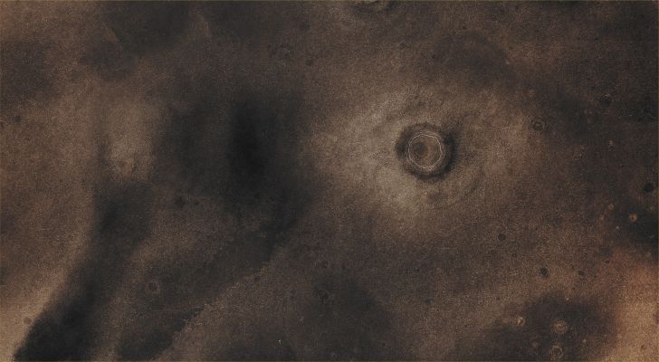 Frozen Craters in Vastitas Borealis (Absolute Natural Colors; credits for the additional process. and color.: Dr Paolo C. Fienga - Lunexit Team)
Mars Local Time: 14:11 (early afternoon)
Coord. (centered): 62,5° North Lat. and 150,1° East Long.
Spacecraft altitude: 317,0 Km (such as about 198,1 miles) 
Original image scale range: 31,7 cm/pixel (with 1 x 1 binning) so objects ~ 95 cm across are resolved
Map projected scale: 25 cm/pixel
Map projection: EQUIRECTANGULAR
Emission Angle: 8,0° 
Phase Angle: 56,1°
Solar Incidence Angle: 61° (meaning that the Sun is about 29° above the Local Horizon)
Solar Longitude: 14,4° (Northern Spring)
Credits: NASA/JPL/University of Arizona
Additional process. and coloring: Lunar Explorer Italia
Parole chiave: Mars from orbit - Vastitas Borealis Region