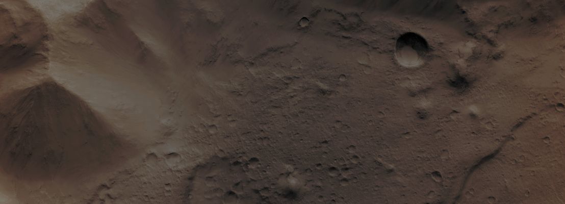 Features of Libya Montes (Absolute Natural Colors; credits for the additional process. and color.: Dr Paolo C. Fienga - Lunexit Team)
Coord. (centered): 3,7° North Lat. and 85,6° East Long.
Parole chiave: Mars from orbit - Libya Montes Region